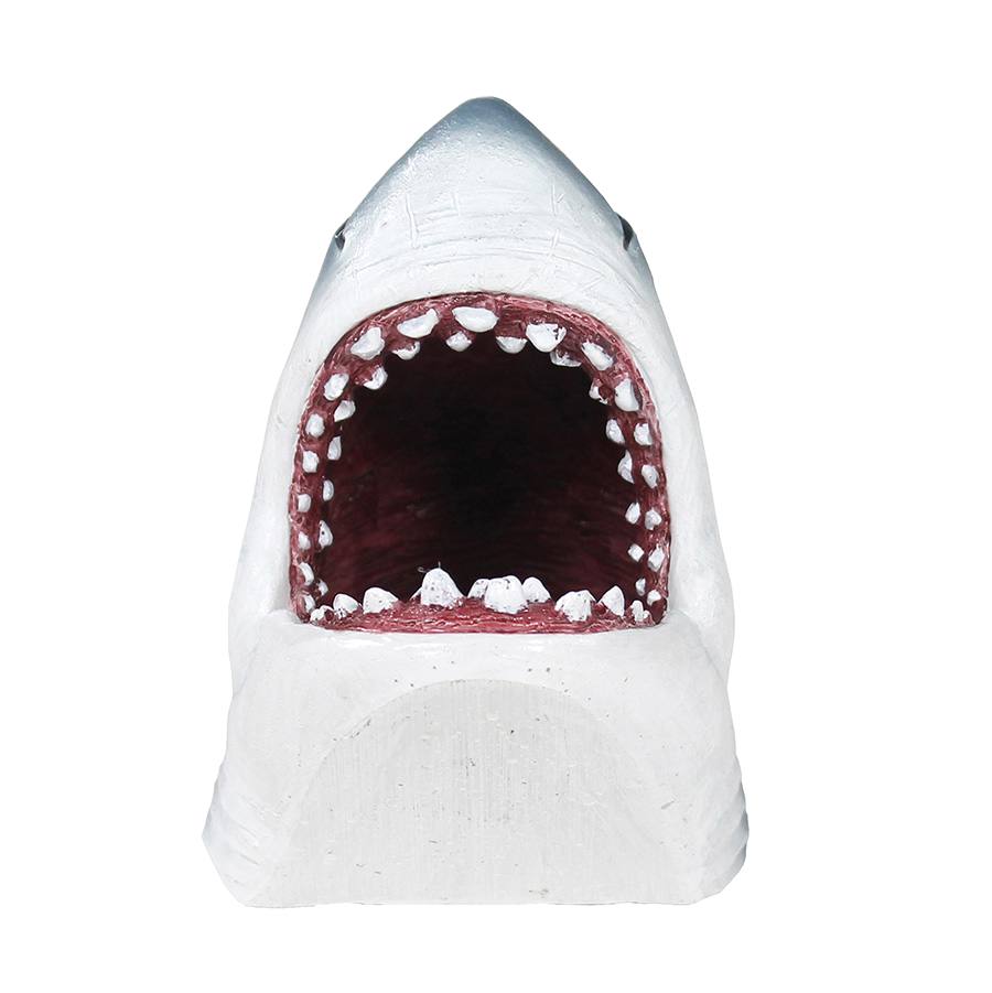 Penn Plax Jaws Universal Studios Swim Through Aquarium Decoration