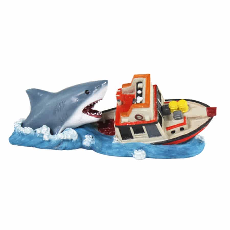 Penn Plax Jaws Universal Studios Boat Attack Aquarium Decoration