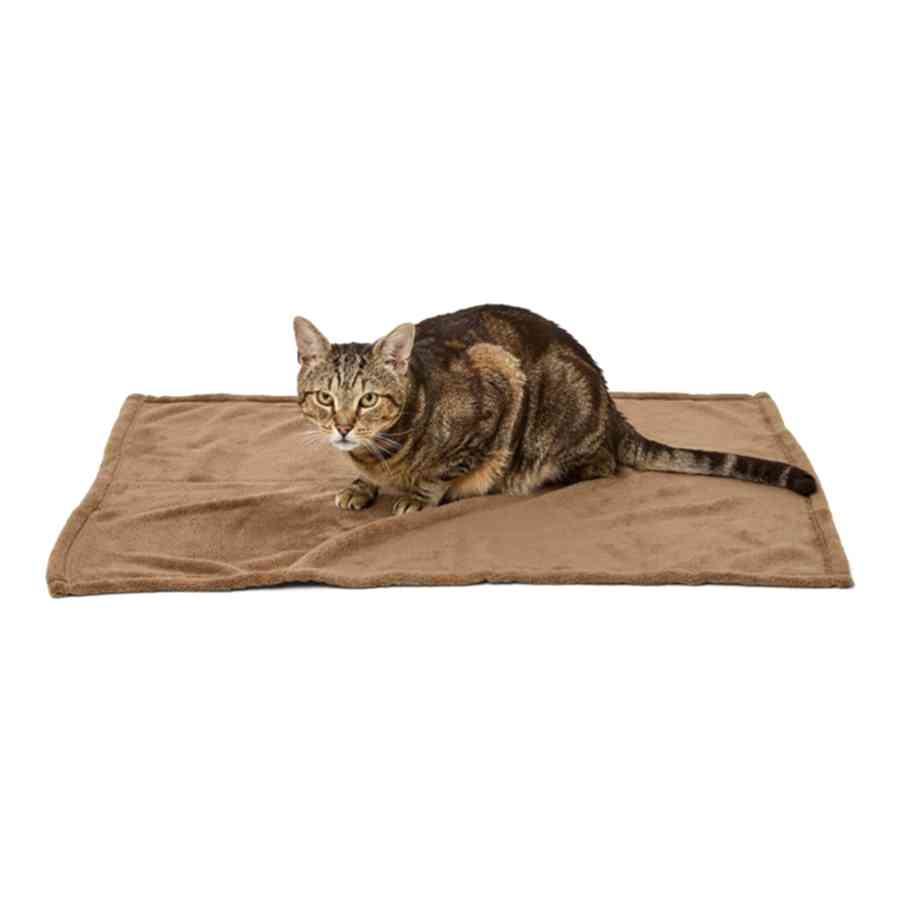 Pets Essentials Cat Blanket Brown